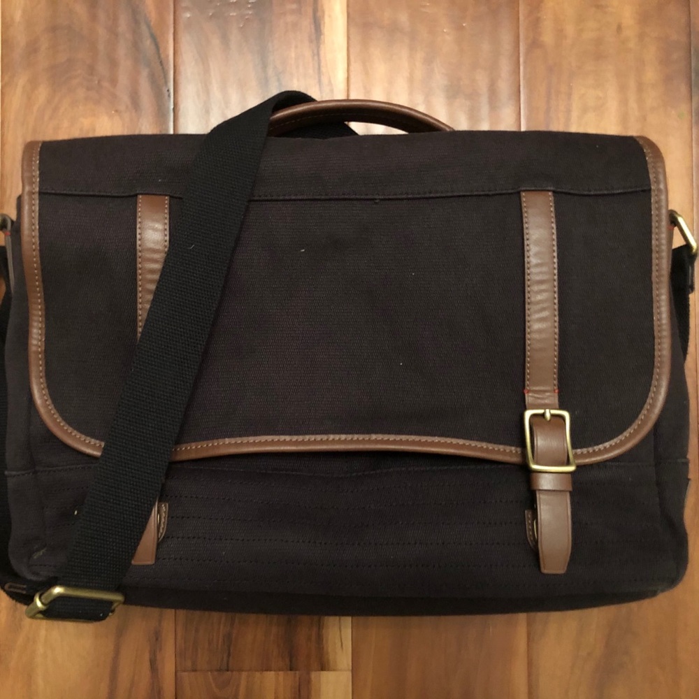 Fossil Messenger Bag